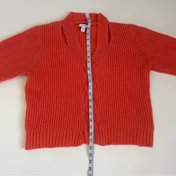 Nine West Salmon Colored Sweater with Cut Out Details size S - Picture 6 of 13